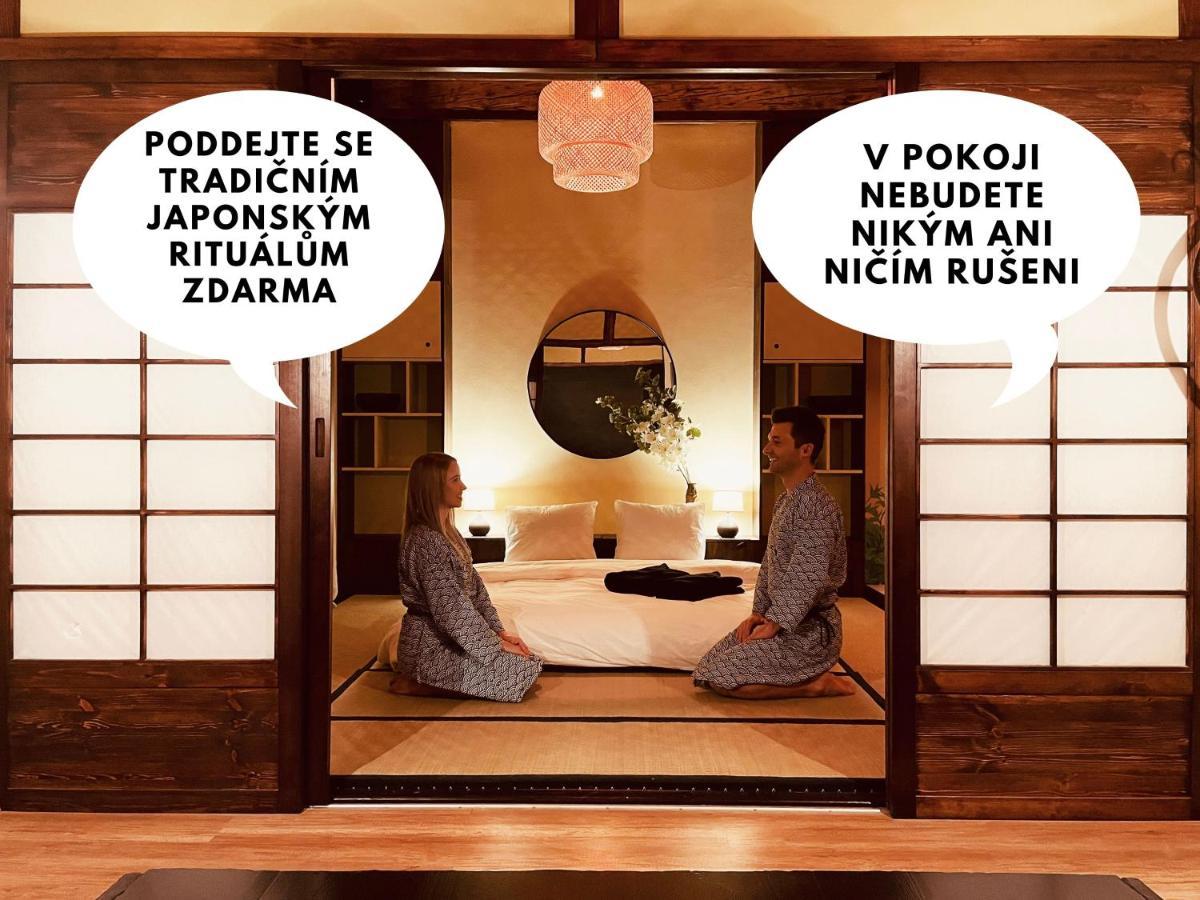 Oroom Japan - Role Play For Couples In Brünn Exterior foto