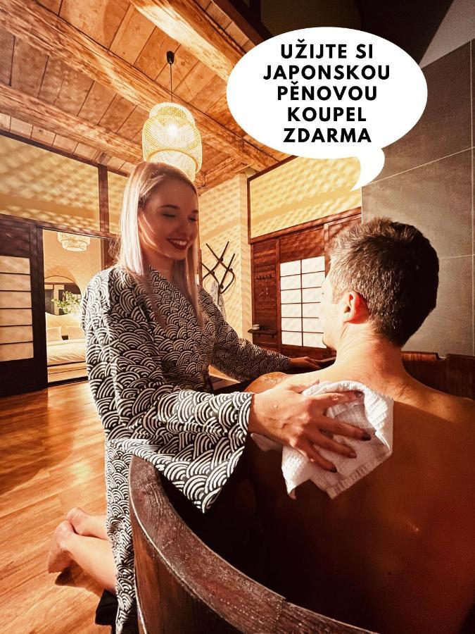 Oroom Japan - Role Play For Couples In Brünn Exterior foto